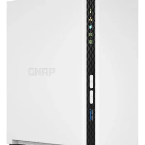 NAS QNAP TS-233 branco com duas baias para armazenamento em rede e backup